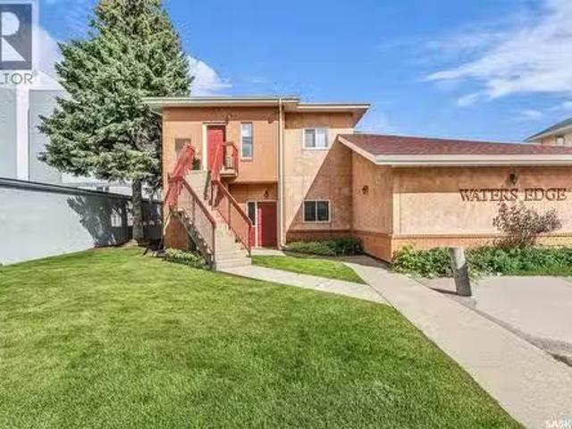 A2 532 River Street E, Prince Albert, SK, S6V 0A6 townhouse.