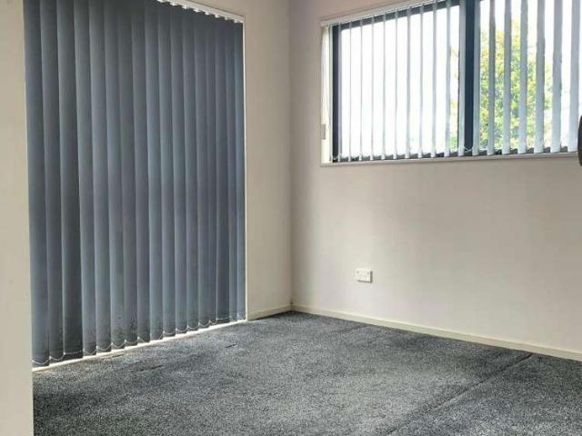 A/8 Swallow Dr, 10686, Manukau City