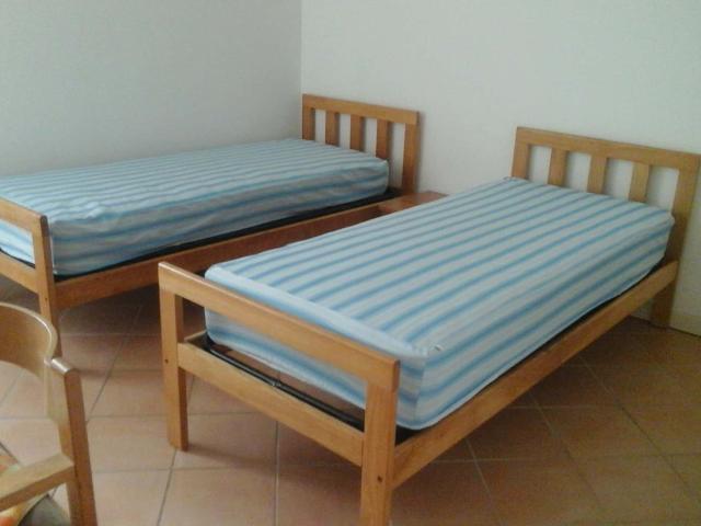 A8/S3 stanza con due letti uniti, appartamento con due bagni completi, Centro Storico, Trento