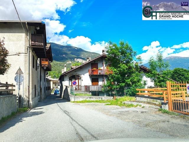 A9 SAVOULX AFFITTASI MONOLOCALE | Grandhoche