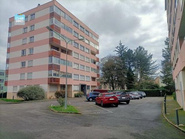 A MACON EN BOURGOGNE BEL APPARTEMENT 3 PIECES DE 8