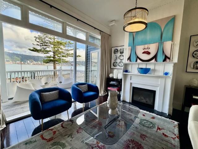 A Masterpiece of Elegance & Comfort in Oriental Bay