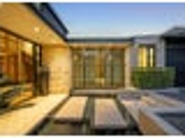 A Masterpiece Above Hobson Bay