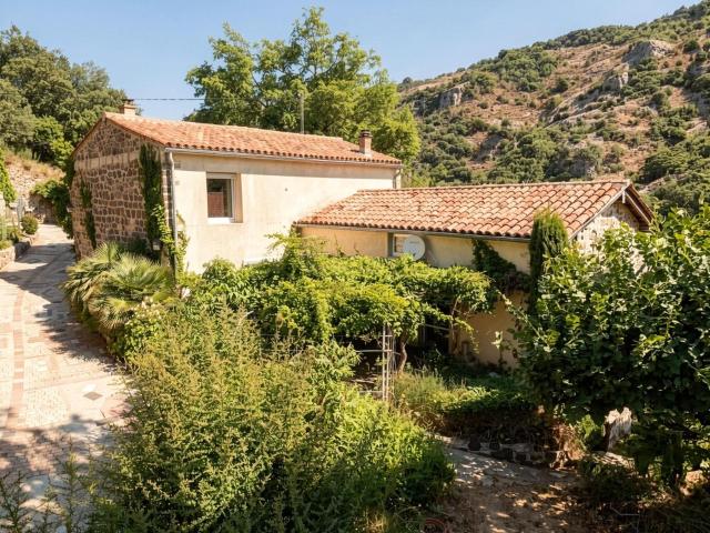 À Meyras, à seulement 25 minutes d'AUBENAS, découvrez un vér. 111m² Meyras