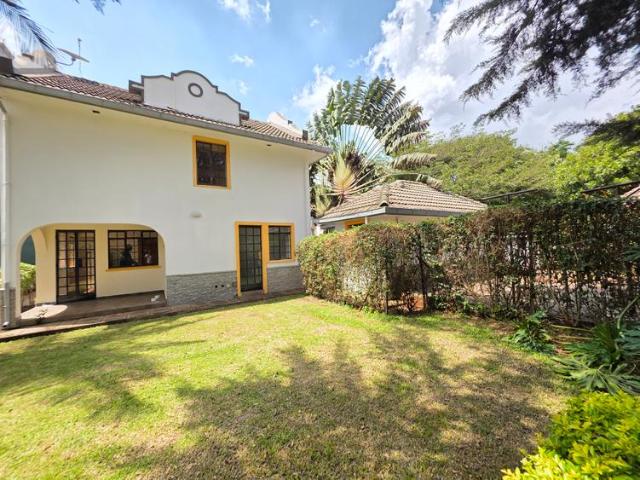A Modern 4 Bedroom Corner Townhouse To Let In Lavington Gree