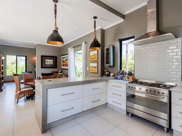 A Modern family home in prime position