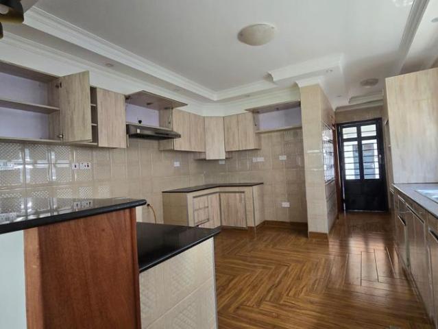 A modern four bedrooms house for rent off Kiambu road