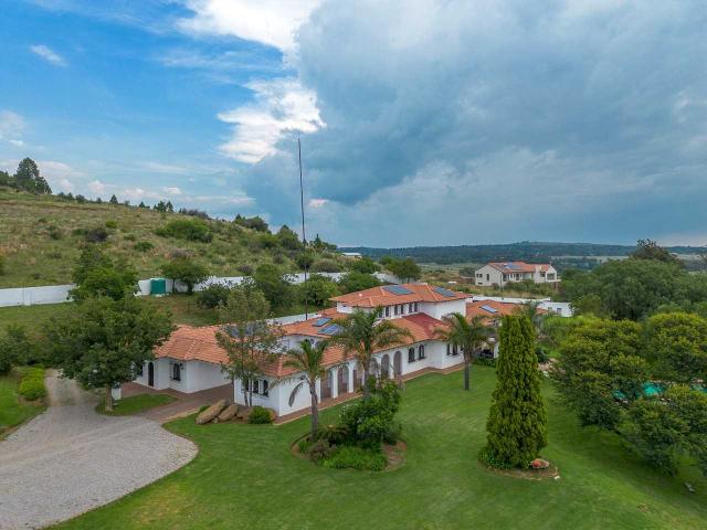A Modern Mediterranean Masterpiece on 10,076sqm – A True Movie Style