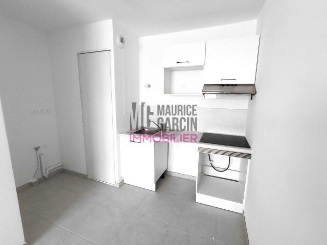 À Monteux 84, appartement neuf T2 en location avec terrasse et Jardinet
