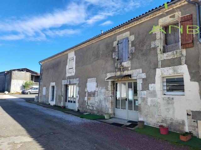 À Nancras, en exculsivité ce bâtiment de 145m² à vendre ave 145m² Nancras
