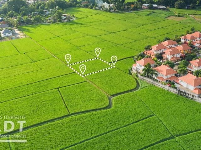A NE PAS RATER ! TERRAIN À DORMELLES DE 404 M²