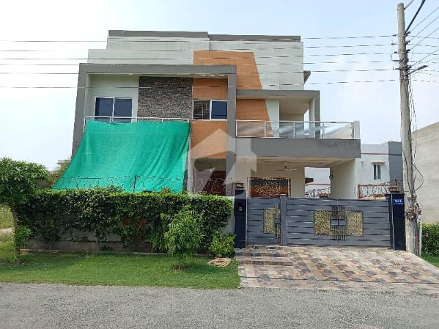 A Near to Park 15 Marla House Has Landed On Market In Wapda City Block D Of Faisalabad