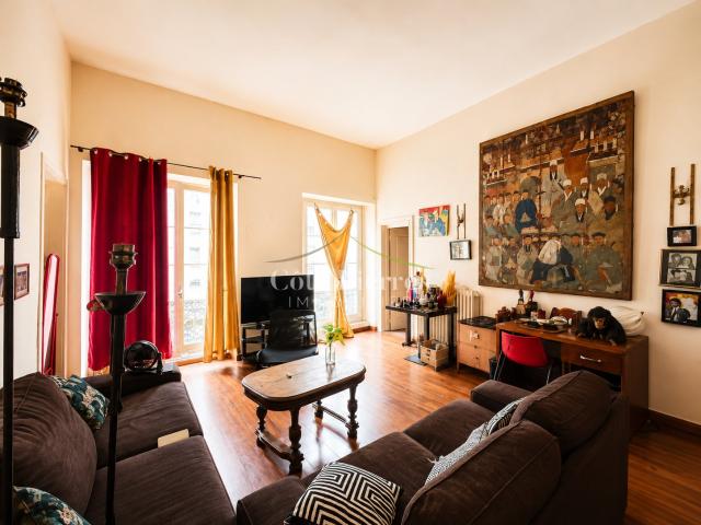 À Nîmes, appartement à acheter dernier étage balcon avec Nîmes