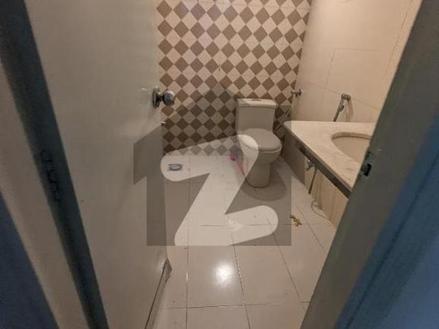 A Non Corner Single Unit Liveable House For Sale In G 11