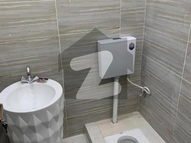 A On Excellent Location House Of 5 Marla In Gujranwala Royal Palm City