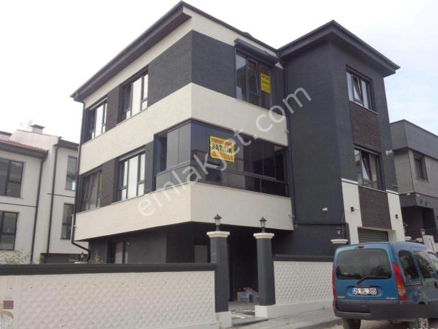Aşağı Söğütönü Mah. Özel Yapım Müstakil Villa