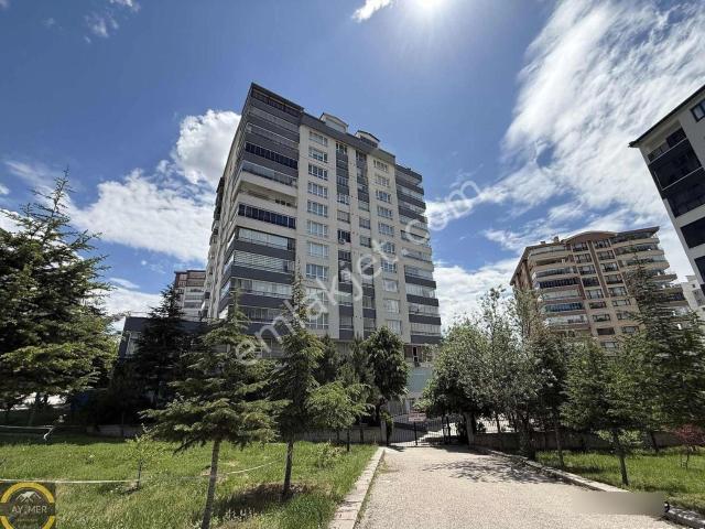 Aşağı Yahyalar Mahallesin'de Site İçi 3+1 Ara Katta Kiralık