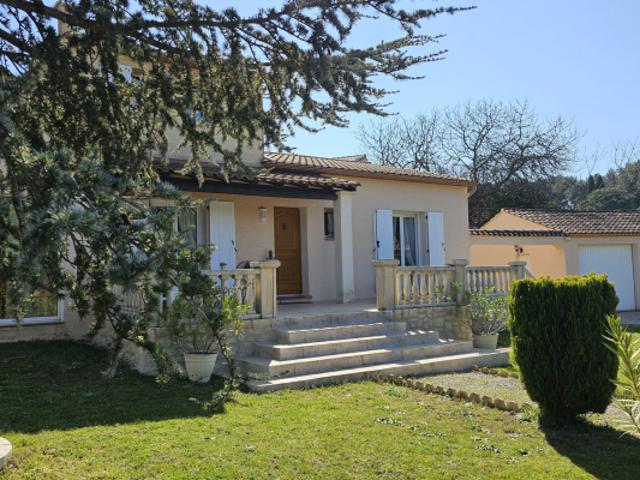 Villa de128m2 avec terrasse sur un terrain de 1480 m2