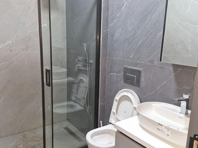 AŞAGI ÖVEÇLERDE SATILIK 2+1 SIFIR AMERİKAN MUTFAK ANKASTRELİ GİRİŞ KAT TERASLI