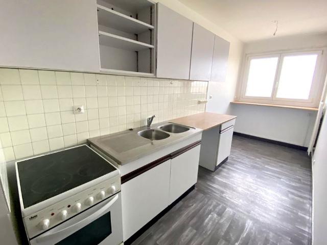 À Amiens, grand appartement avec 2 chambres