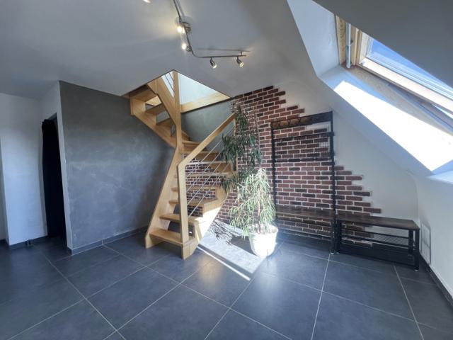 A Ammerschwihr, Appartement en Duplex 4 pièces de 77 m2 habi
