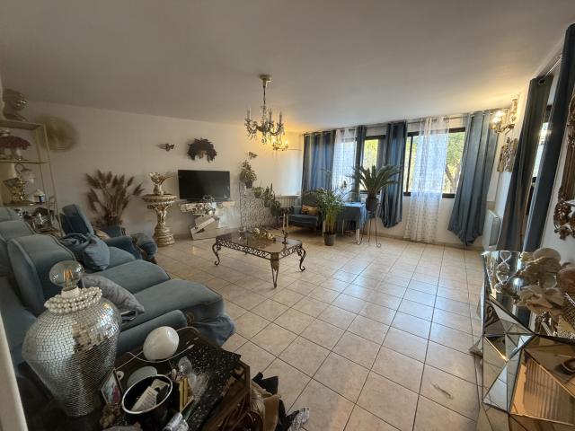 À Balaruc Les Bains, appartement 3 pièces