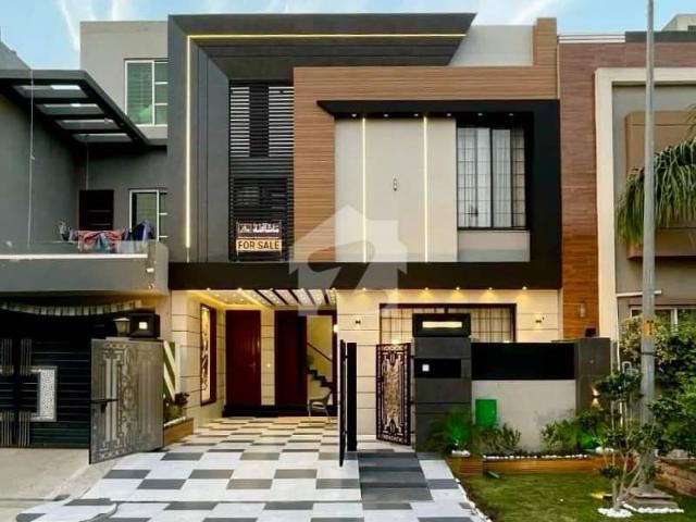 A beautiful 5 marla house for sale in shershah block bahria town lahore