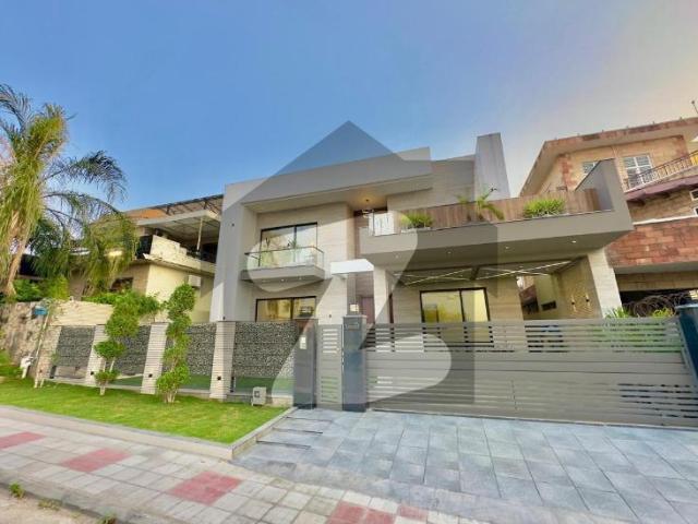 A beautiful and lavish brand new house for sale in dha 1 DHA Defence Phase 1