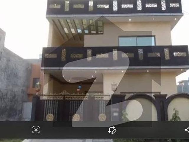 A Beautiful Dream House Hot Location