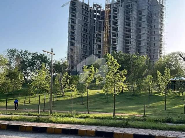 A Beautiful Luxurious Residential 3 Bed Apartment Available For Sale