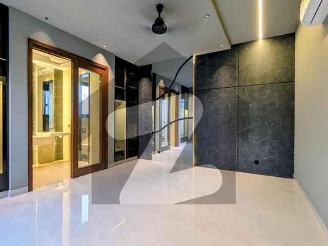 A Beautifully Designed And Impeccably Maintained 5 Marla Luxury House Is Available In A Prime DHA Location, Offering The Perfect Blined Of Elegance, Comfort, And Modern Living DHA 9 Town
