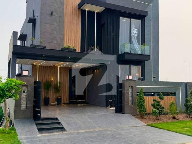 A beautifully designed and impeccably furnished 5 Marla luxury house is available in a prime DHA location, offering the perfect blend of elegance, comfort, and modern living