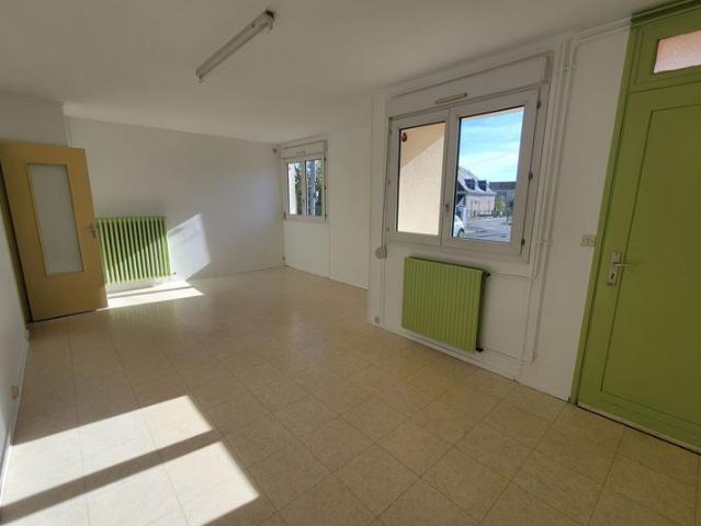 À BESSÉ SUR BRAYE MAISON T5 82 M² BAISSE DE PRIX