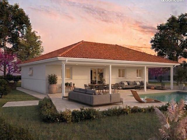 A Biganos maison de 3 chambres plus garage plus terrasse couverte de 42 m² déplacements facilités avec la gare 33380