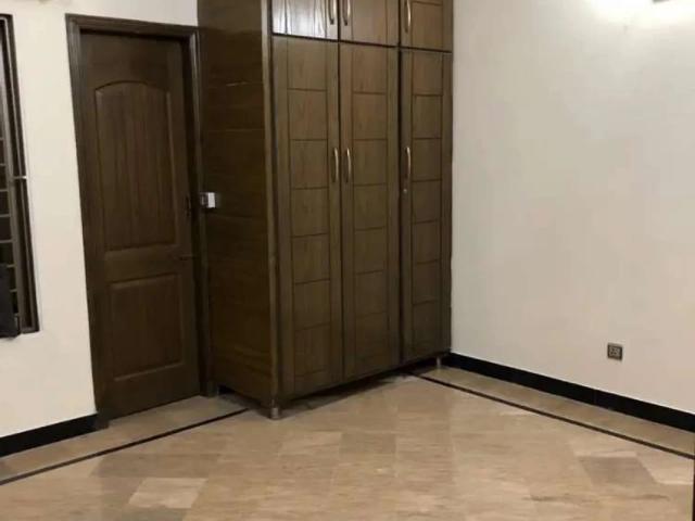 A BLOCK GROUND portion House neat and clean for family Rawalpindi Commercial Market ID 15490
