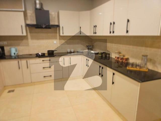A brand new 2 bedroom apartment available for rent in Mall of Islamabad, F 7, located on Jinnah Avenue. Mall of Islamabad