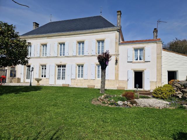 À Breuil La Réorte, maison avec 7 chambres en vente 190000 €