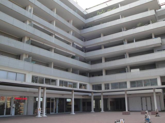 A Caltanissetta, in Viale della Regione n.42, Quantum Real. 146m² Caltanissetta