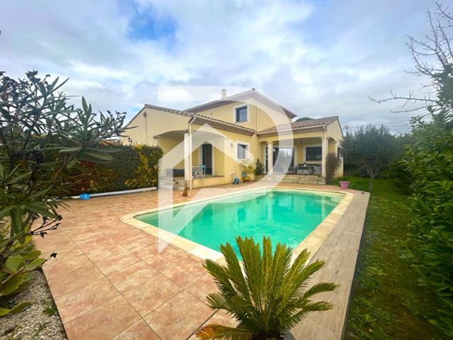 À CARCASSONNE À vendre Maison 6 pièces 155 m2