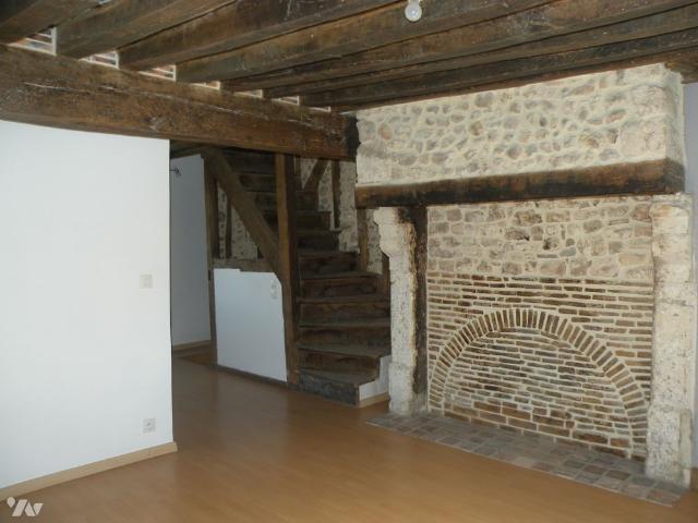 A CHATEAUDUN