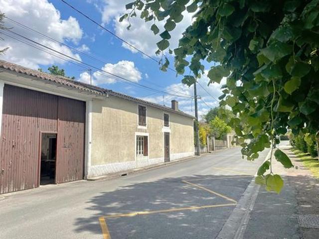 A CIERZAC MAISON A RENOVER AVEC DEPENDANCES ET GRAND ATELIER