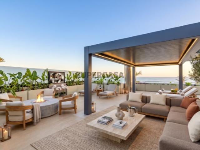 A cobertura mais exclusiva da Linha de Cascais Apartamento T4 Duplex