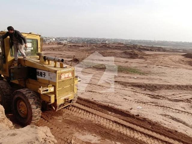 A Corner Residential Plot Of 1 Kanal In Rs. 37500