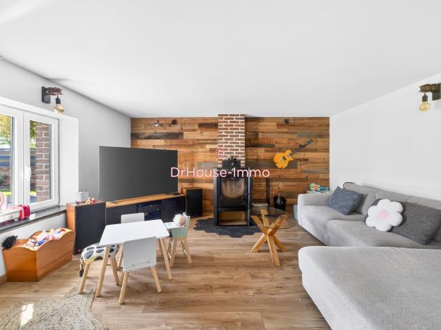 À Coutiches, à deux pas d'Orchies Maison individuelle rénovée, 110 m², 2 chambres, sur 850 m² de terrain