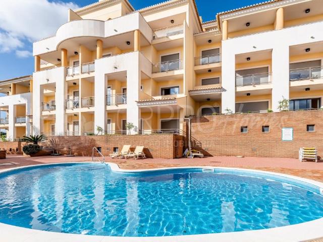 A Crpro Homes tem o prazer de apresentar este apartamento en. 59m² Albufeira Olhos de Água