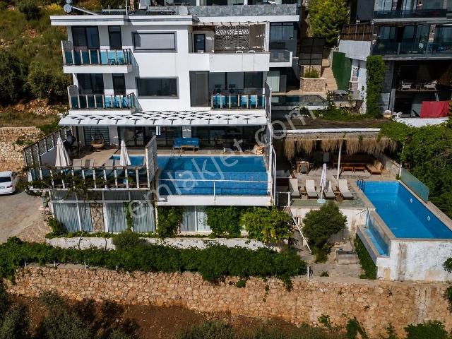 Çağdaş Aslan'dan Dünyada Yıldızlara En Yakın Satılık Villa