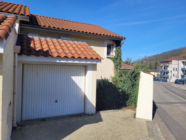 À découvrir Maison de ville T4 avec extérieur et garage