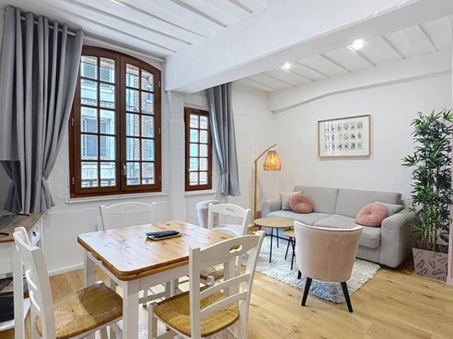 A deux pas du bassin, appartement 2 pièces très lumineux et joliment rénové