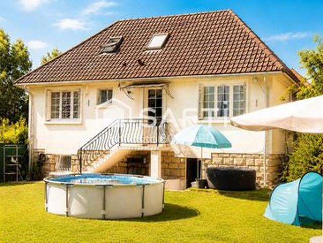 À deux pas du centre ville: maison lumineuse avec 4 chambres