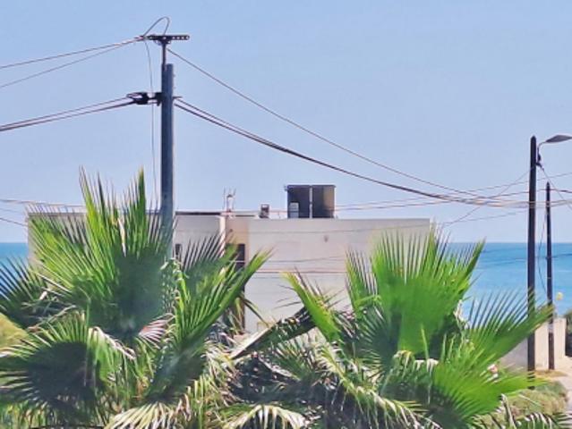 À deux pas du sable, un havre de sérénité au Mail de Rochelo